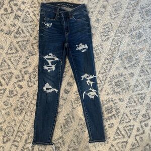 American Eagle Outfitters Women's Dark Blue Distressed Skinny Jeans